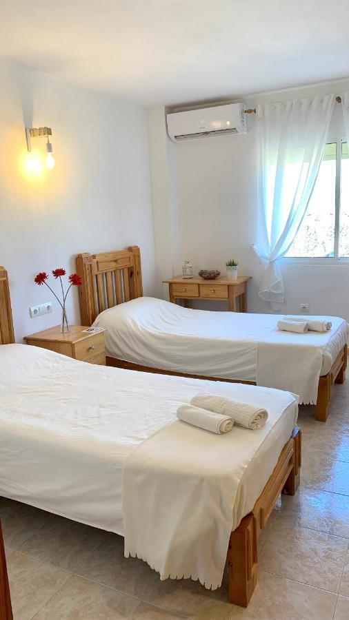 Hostal Sango Sierra De Las Nieves Alozaina Exterior photo