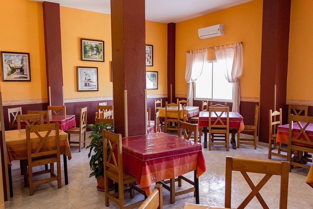 Hostal Sango Sierra De Las Nieves Alozaina Exterior photo